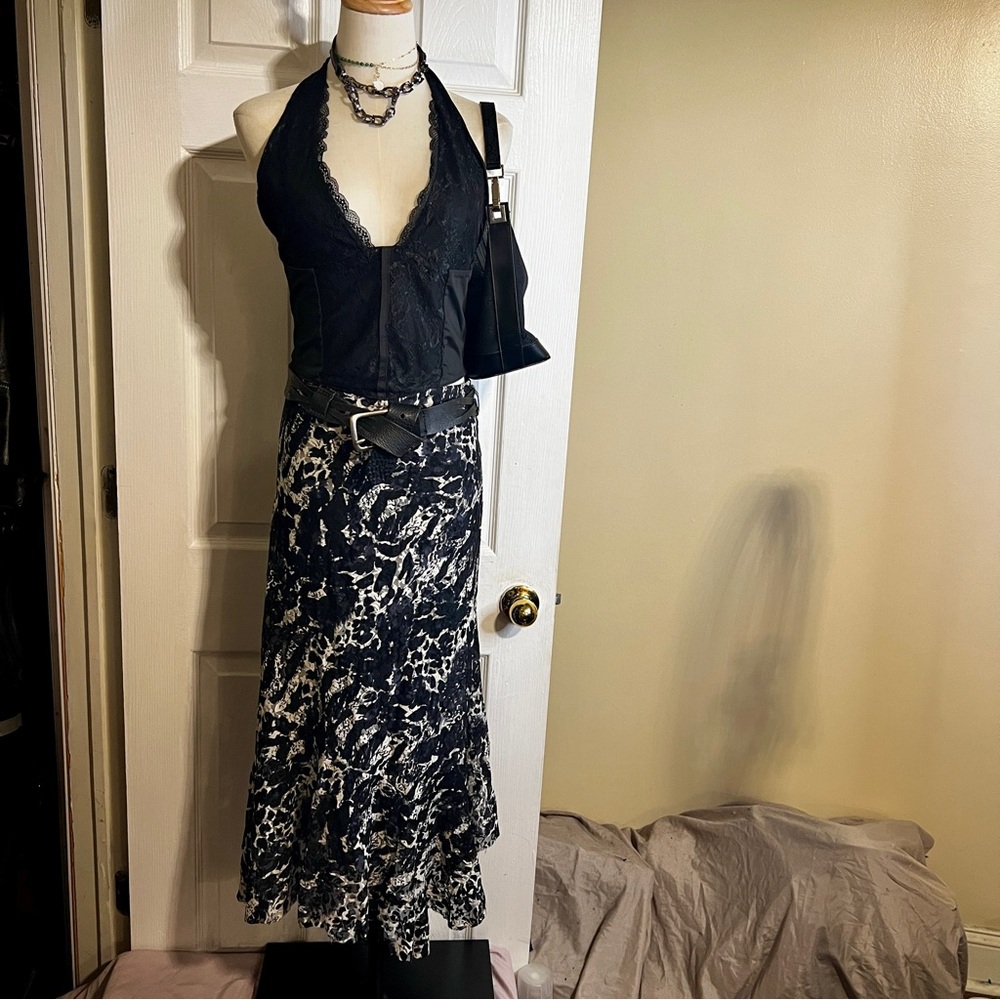 For Cynthia Wms Y2K Black White Gray Lace Floral Asymmetric Ruffle Boho Midi M/L